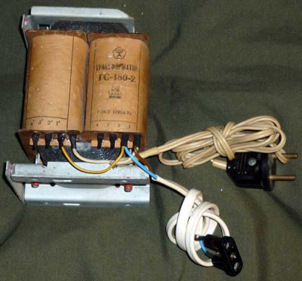 Самодельный понижающий трансформатор для работы в сырых помещениях » Электрик Инфо